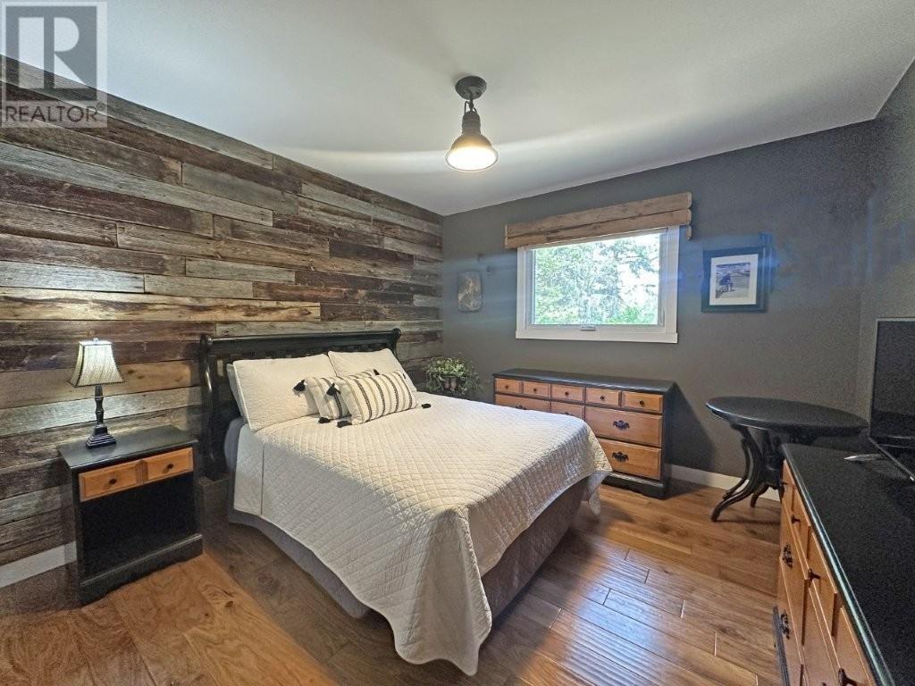 246 Candy Mountain Dr, Thunder Bay, Ontario  P7J 0B7 - Photo 25 - TB251520
