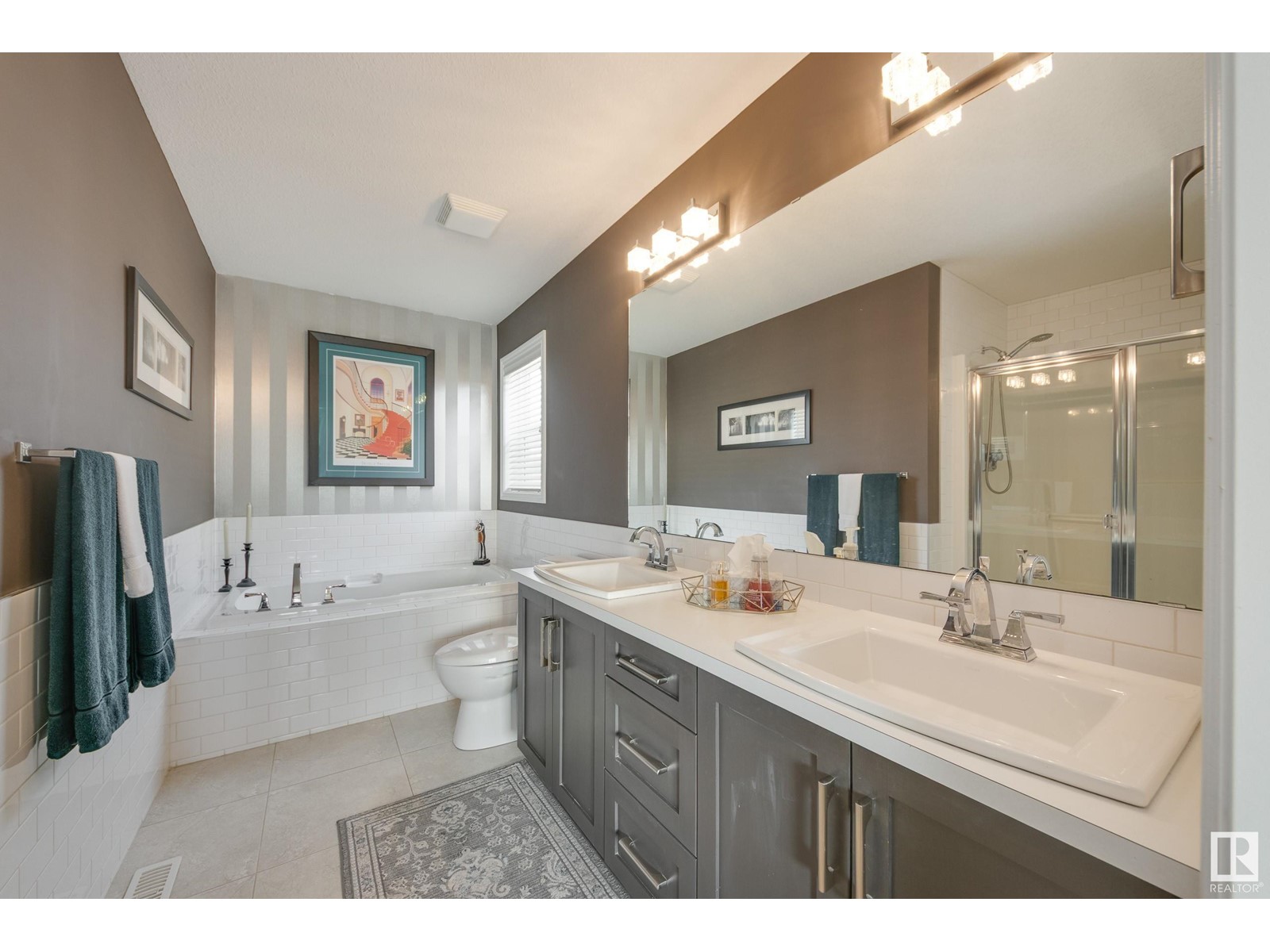 9716 220 St Nw, Edmonton, Alberta  T5T 4J9 - Photo 22 - E4440899