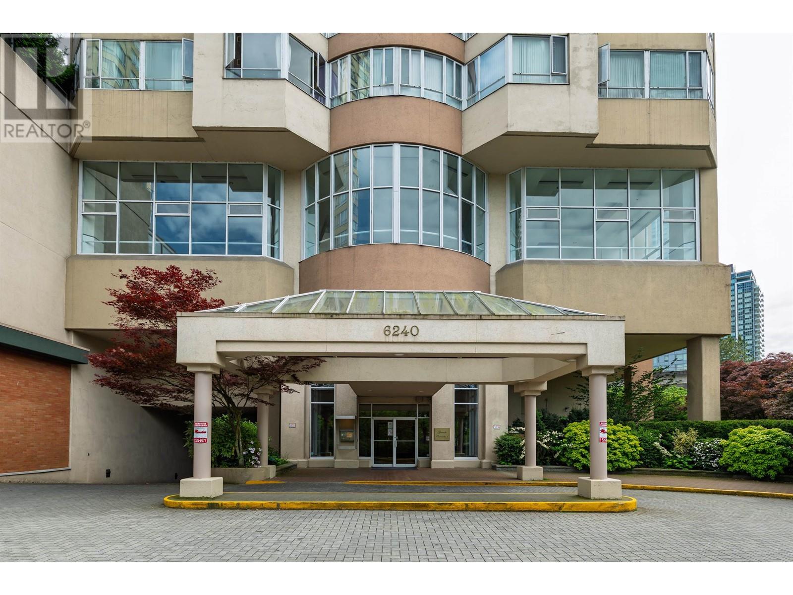 402 6240 Mckay Avenue, Burnaby, British Columbia  V5H 4L8 - Photo 2 - R3010324