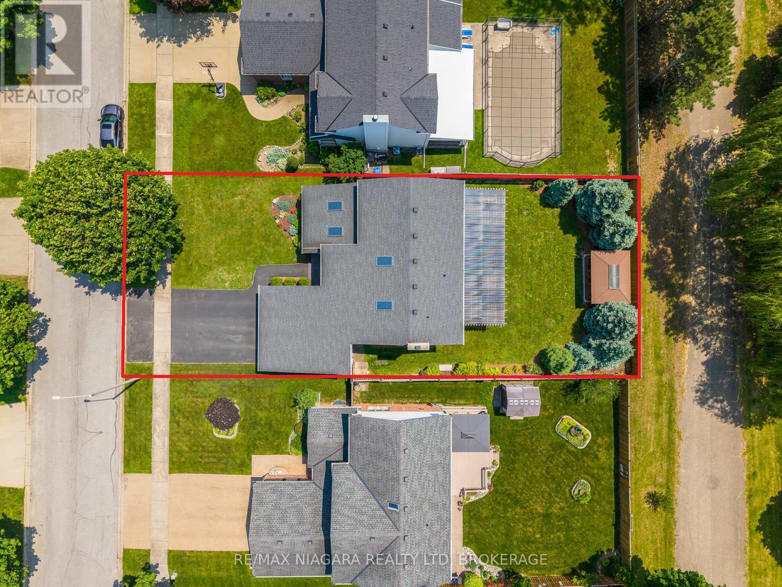 Property at 6380 EMMA STREET image 3