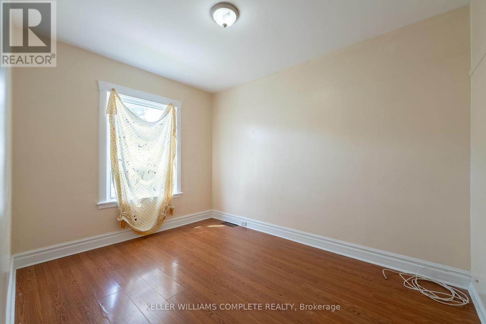 244 Weir Street N, Hamilton (Homeside), Ontario  L8H 5G3 - Photo 6 - X12202735