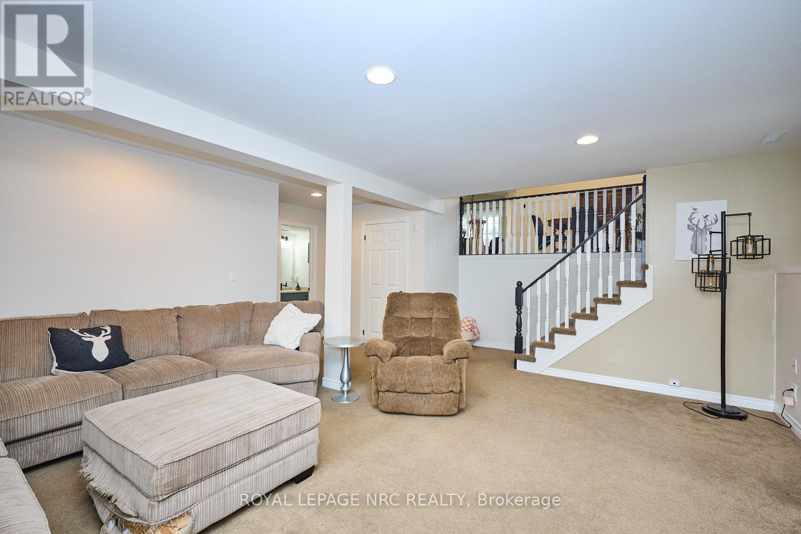 3270 Poplar Avenue, Fort Erie, Ontario  L0S 1N0 - Photo 40 - X12202781