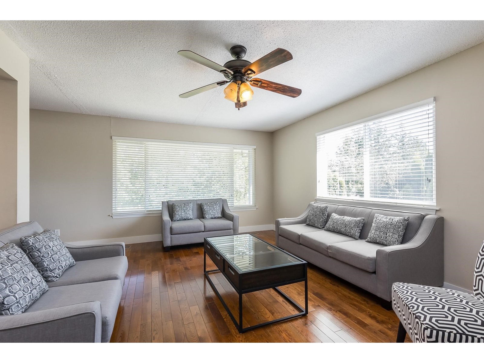 6905 Bradner Road, Abbotsford, British Columbia  V4X 2C6 - Photo 9 - R3003706