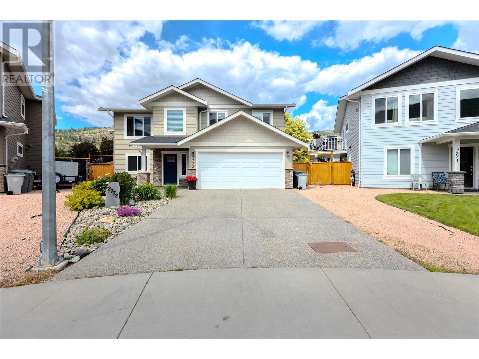 Property at 2772 BEACHMOUNT Crescent image 1