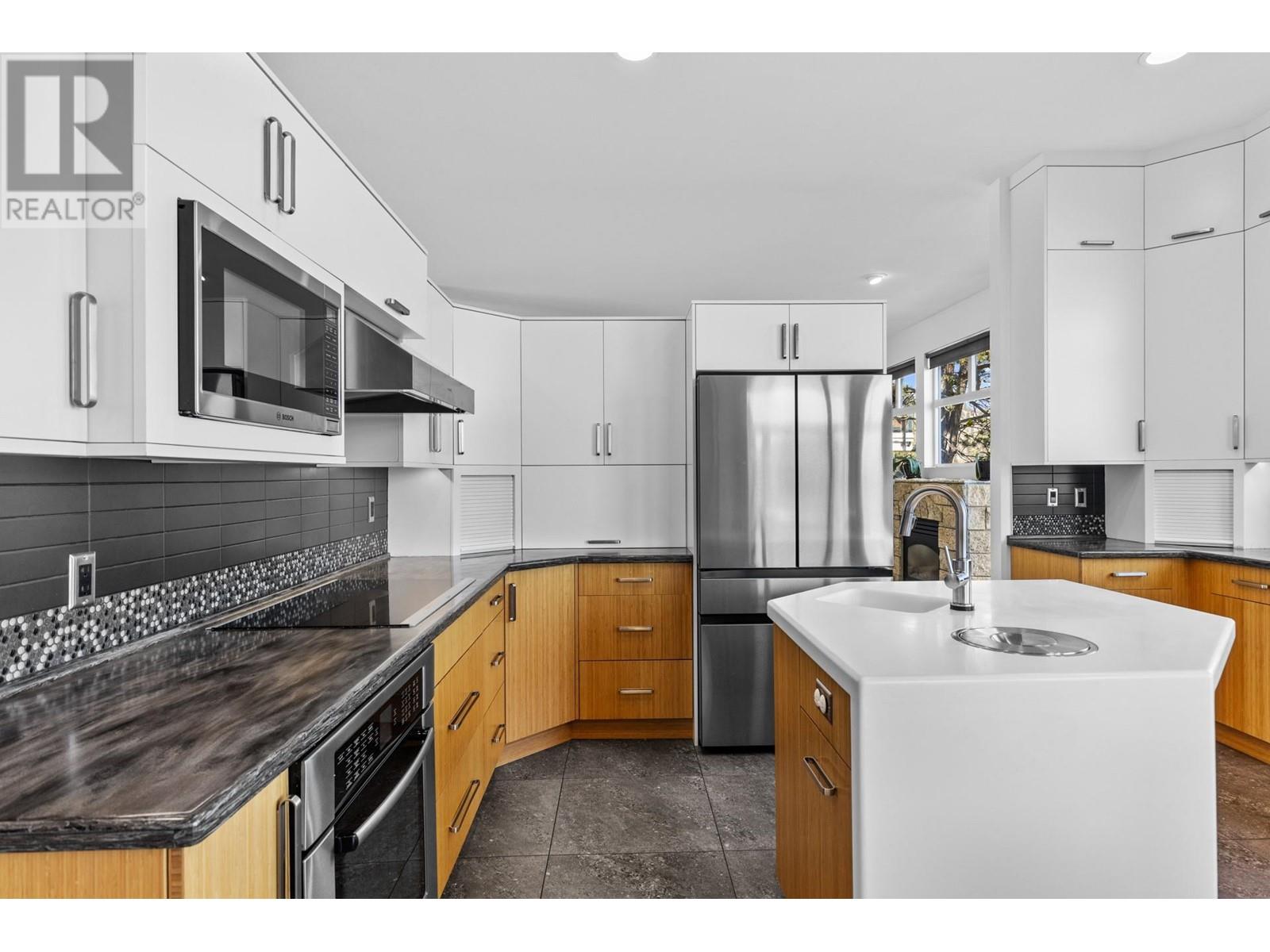 901 Westside Road S Unit# 7, West Kelowna, British Columbia  V1Z 3W9 - Photo 14 - 10350598