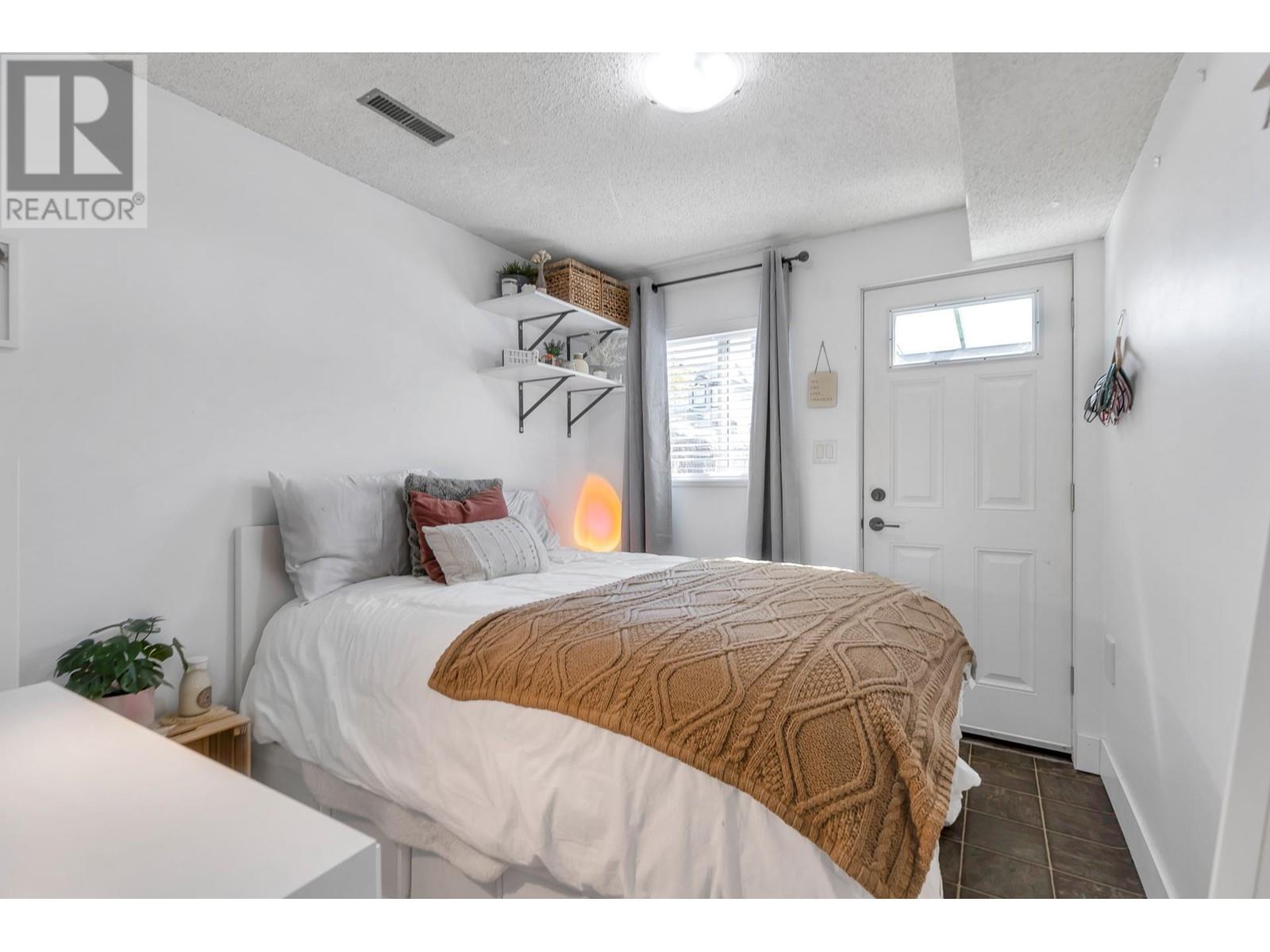 3822 Hunt Street, Richmond, British Columbia  V7E 2M3 - Photo 21 - R3012324