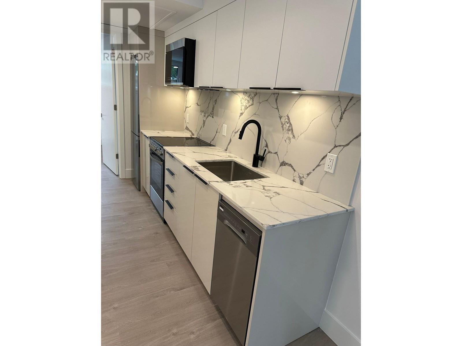 104 2075 E 1st Avenue, Vancouver, British Columbia  V5N 1A1 - Photo 1 - R3012300
