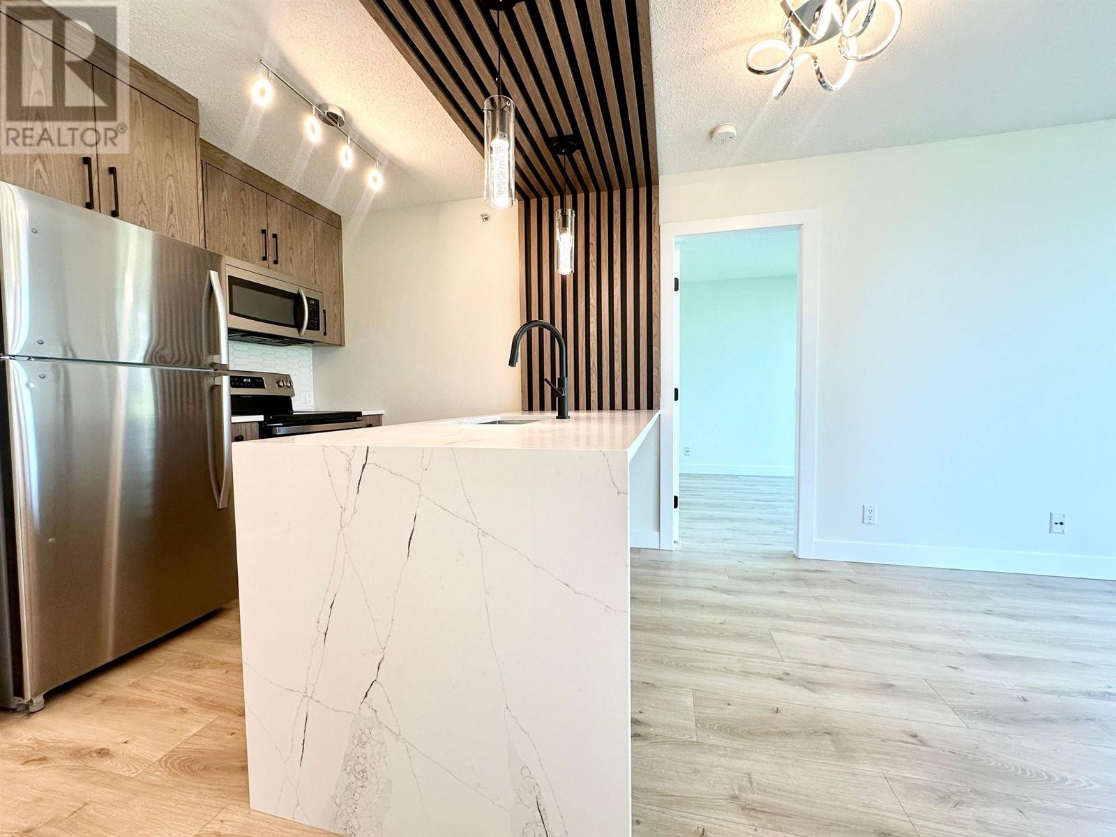 301 1367 Alberni Street, Vancouver, British Columbia  V6E 4R9 - Photo 4 - R3012325