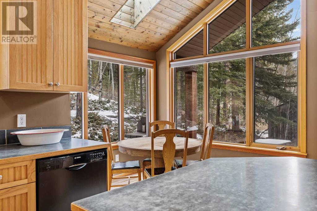 260 Eagle Terrace Road, Canmore, Alberta  T1W 3C7 - Photo 18 - A2203806