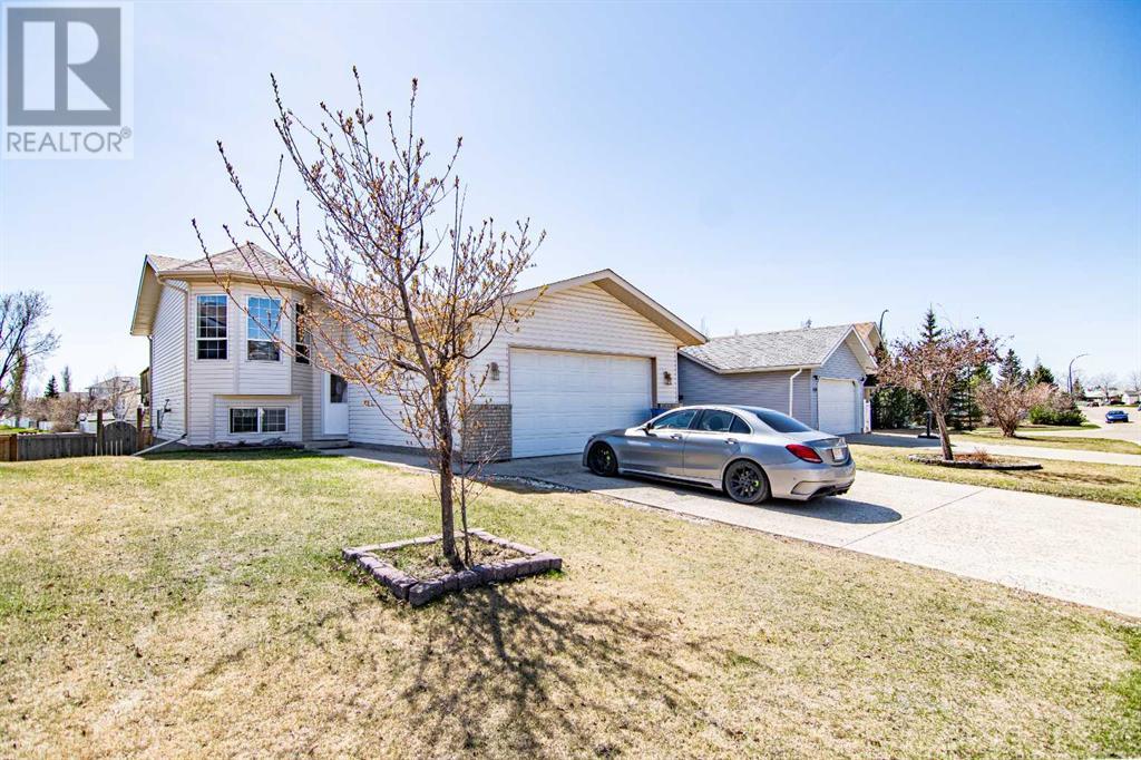 123 Duston Street, Red Deer, Alberta  T4R 2V8 - Photo 1 - A2219529