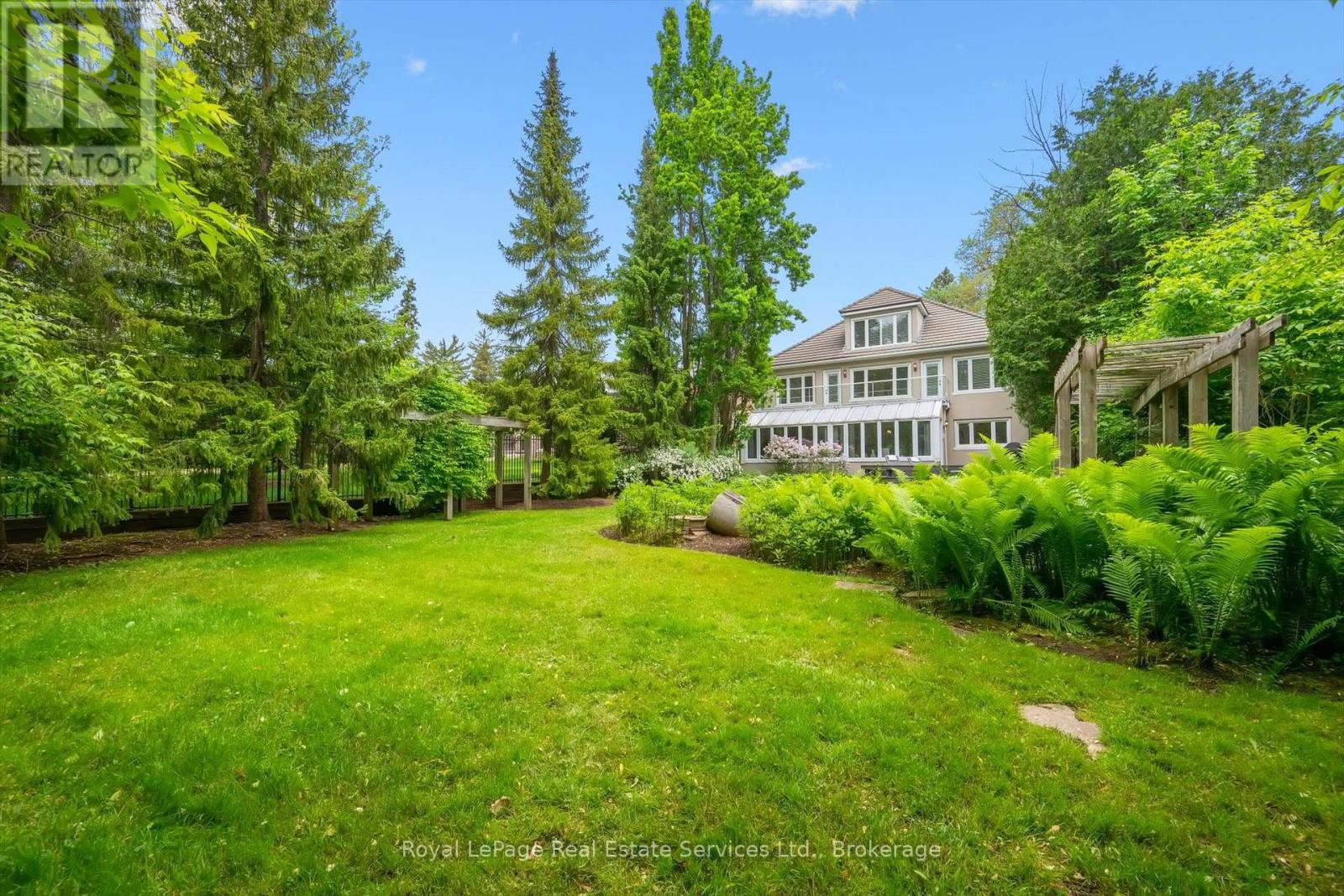 480 Chartwell Road, Oakville, Ontario  L6J 4A5 - Photo 2 - W12202714