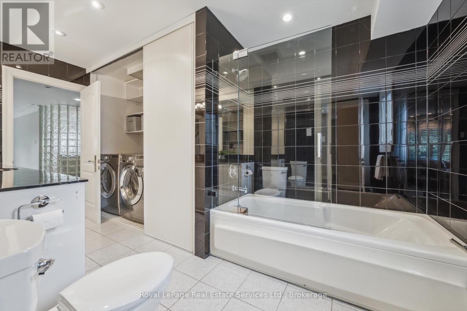 480 Chartwell Road, Oakville, Ontario  L6J 4A5 - Photo 26 - W12202714