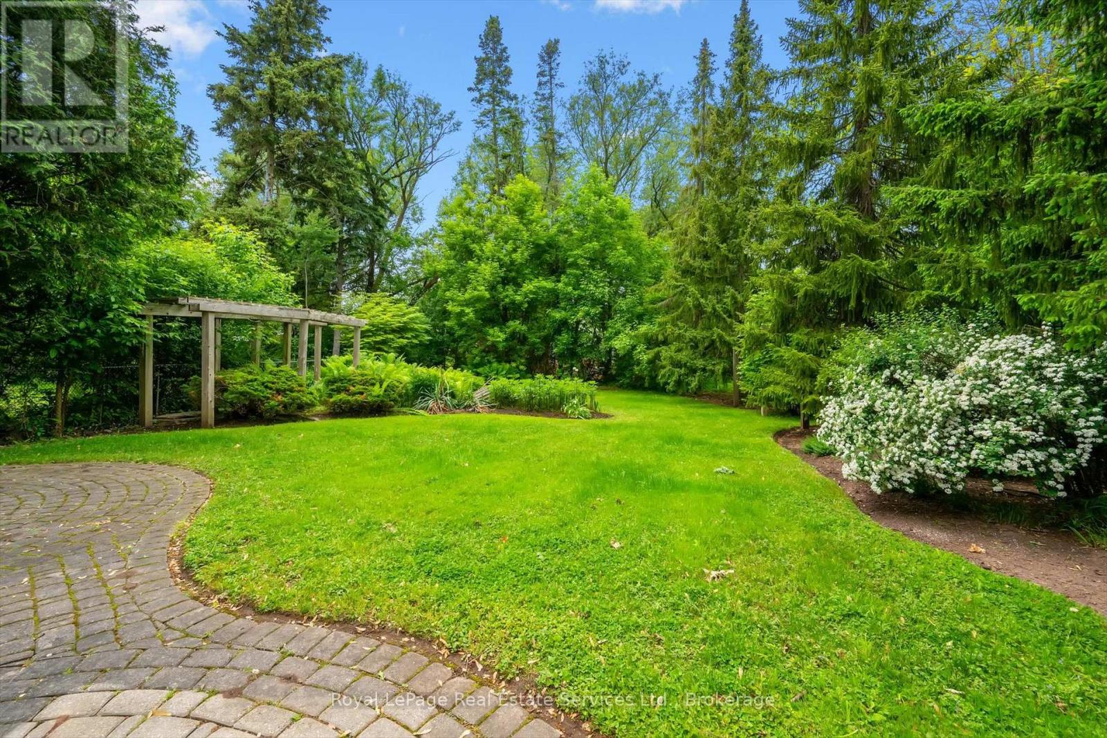 480 Chartwell Road, Oakville, Ontario  L6J 4A5 - Photo 3 - W12202714