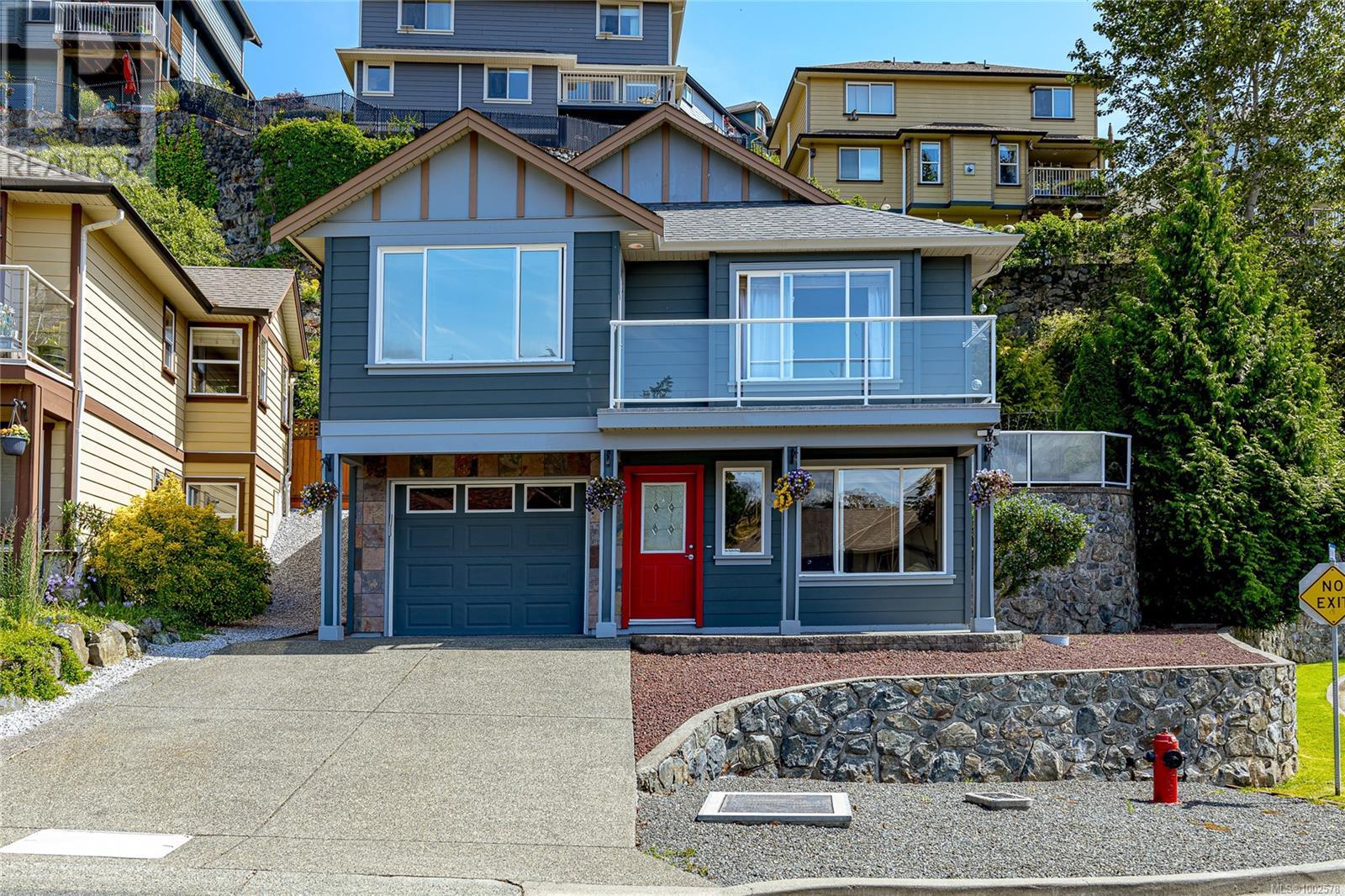 Property at 629 Kingsview Ridge image 1