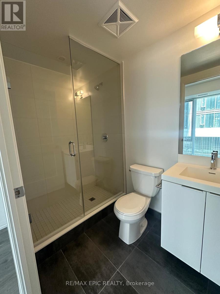 1703 - 8 Widmer Street, Toronto, Ontario  M5V 2E7 - Photo 11 - C12202562