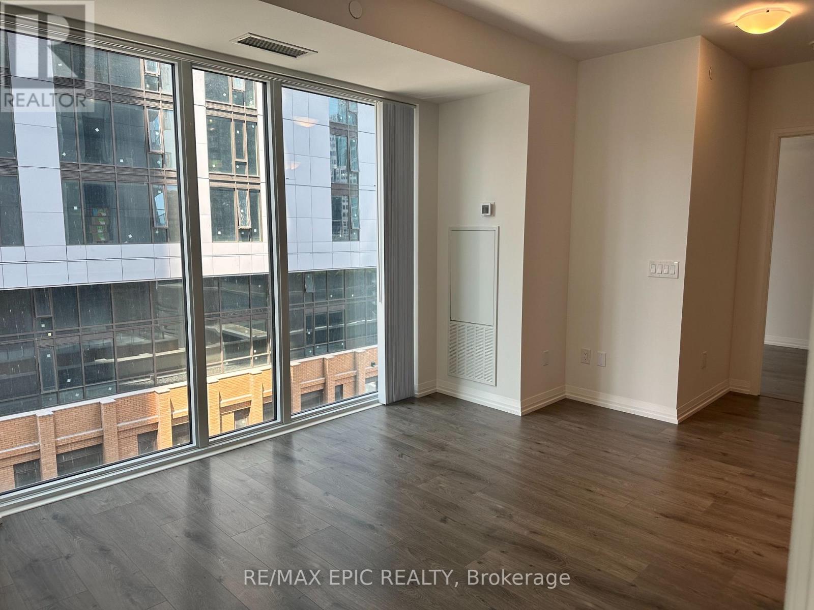 1703 - 8 Widmer Street, Toronto, Ontario  M5V 2E7 - Photo 5 - C12202562