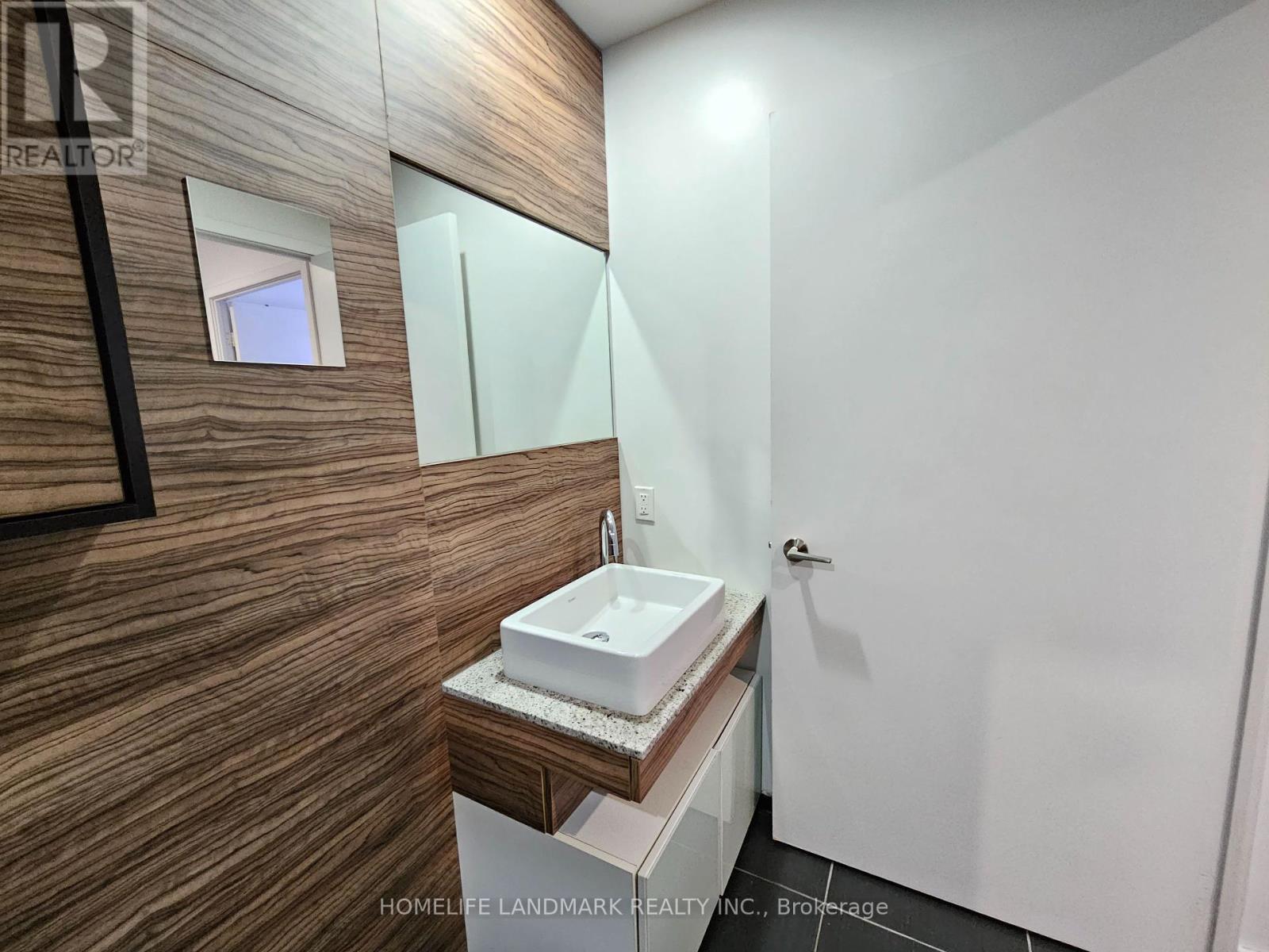 2806 - 75 St Nicholas Street, Toronto, Ontario  M4Y 0A5 - Photo 12 - C12202736