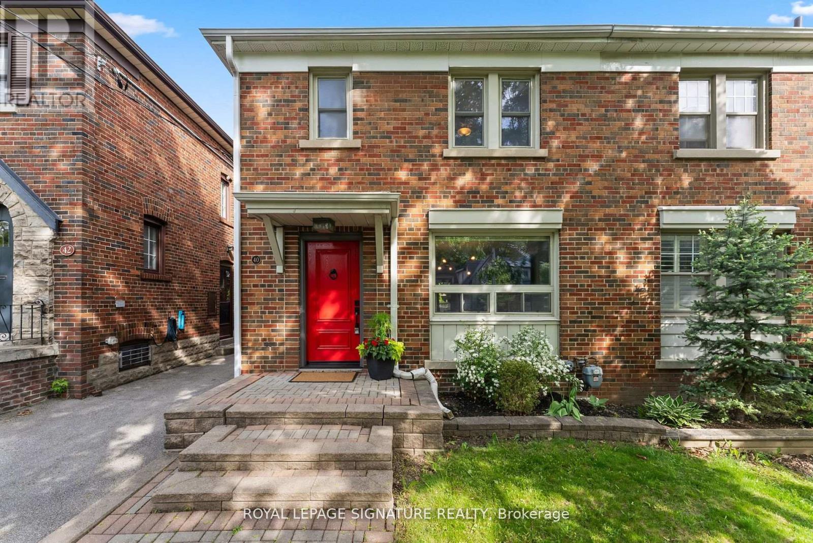 40 Southvale Drive, Toronto, Ontario  M4G 1G3 - Photo 1 - C12202761