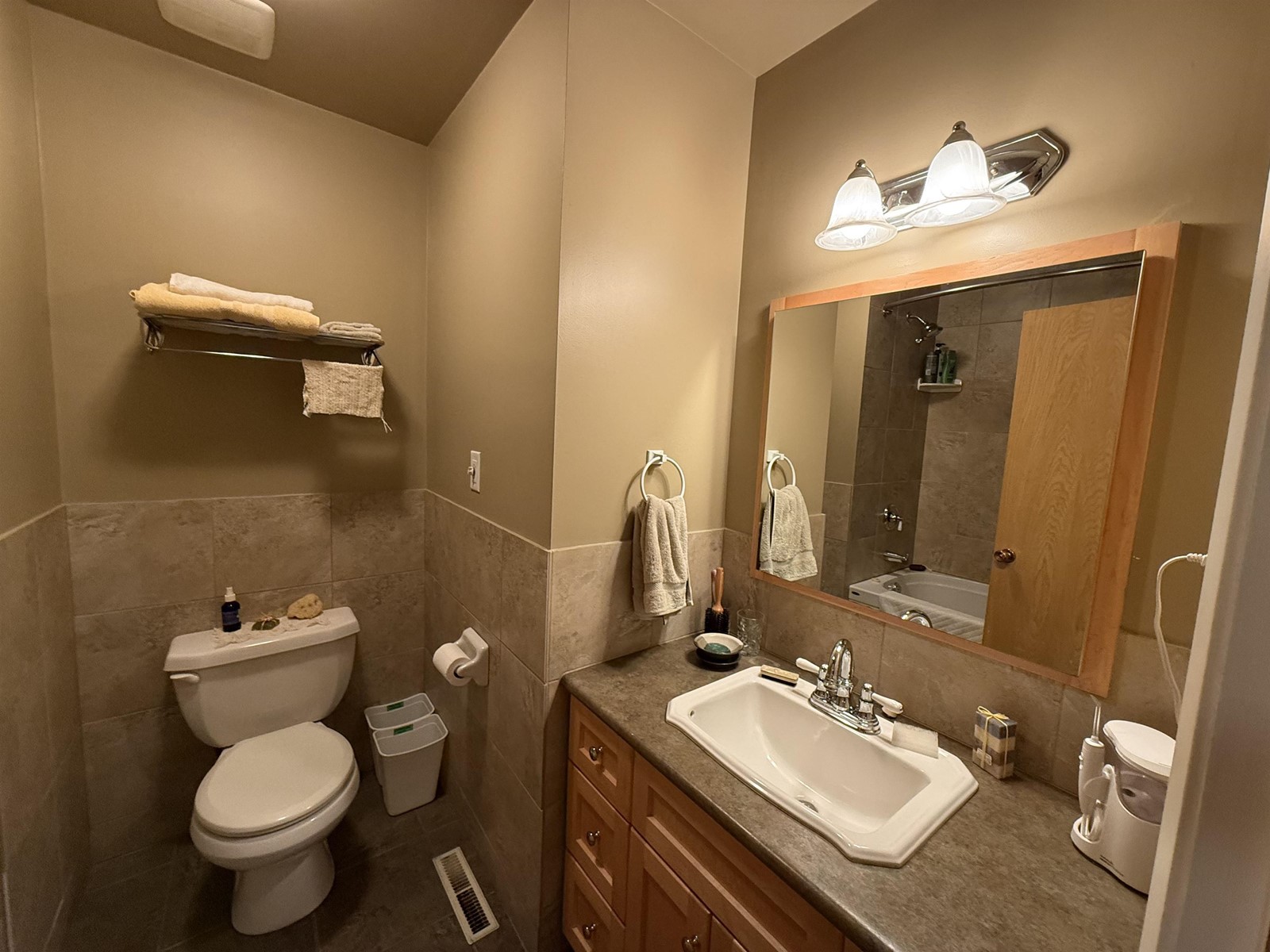2308 Bakerview Street, Abbotsford, British Columbia  V2T 3B4 - Photo 17 - R3009044