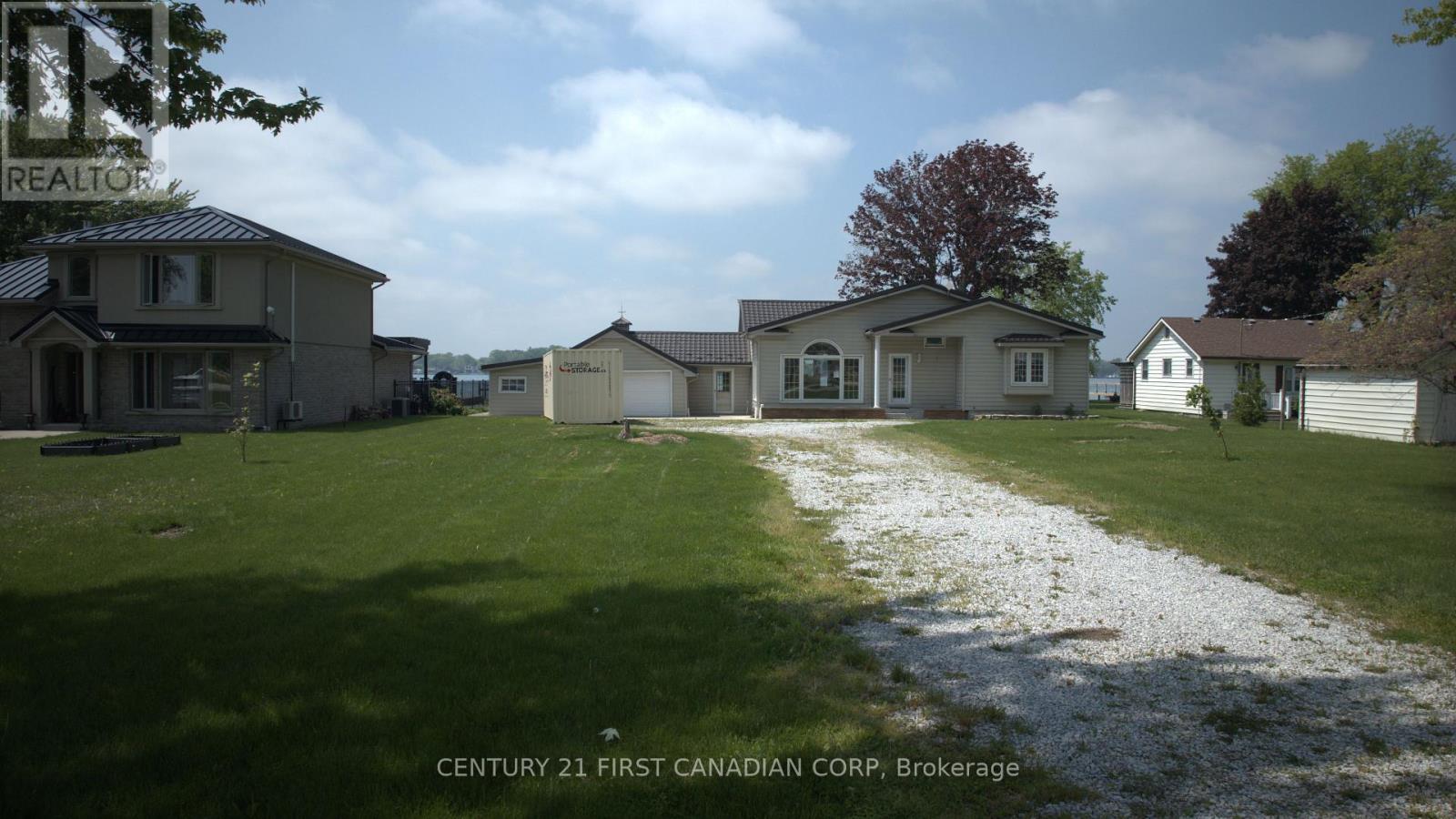 3877 ST CLAIR PARKWAY, St. Clair, Ontario