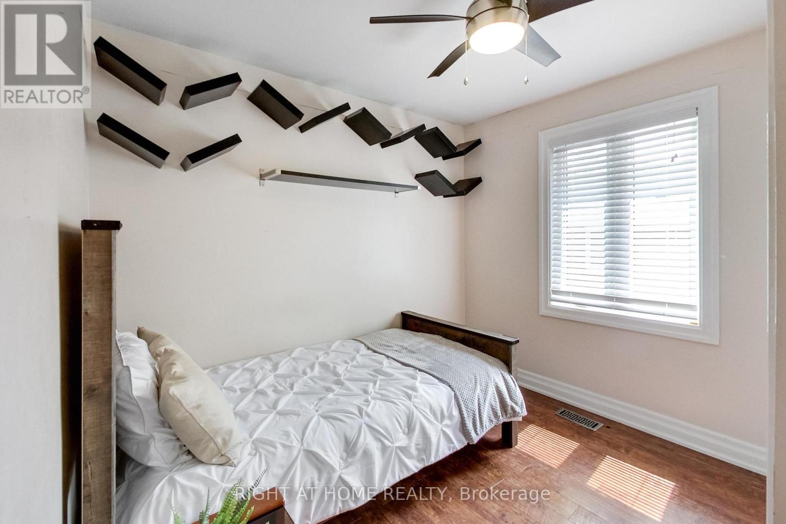 8 Suraty Avenue, Toronto (Bendale), Ontario  M1P 4E1 - Photo 12 - E12202563