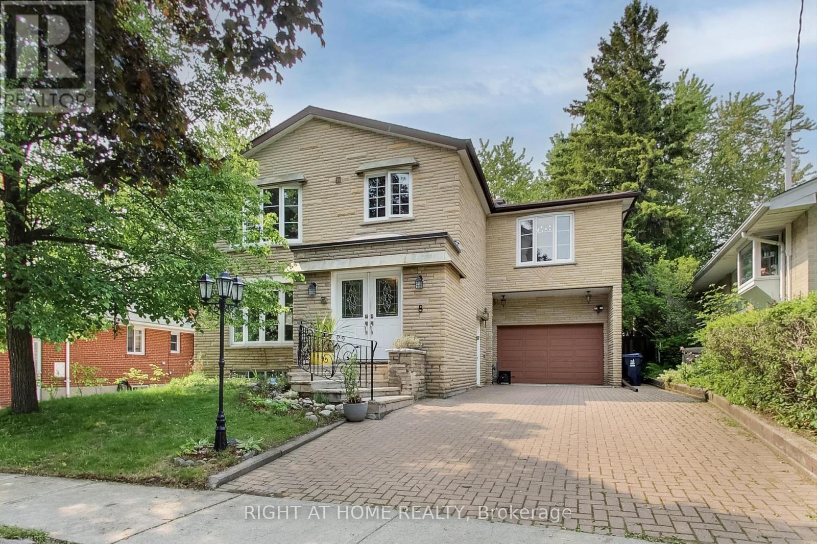 8 Suraty Avenue, Toronto (Bendale), Ontario  M1P 4E1 - Photo 2 - E12202563