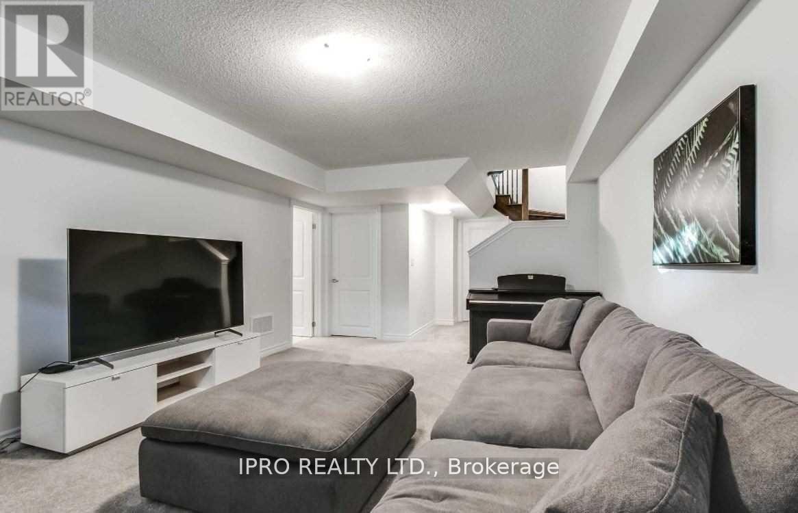 29 Sutcliffe Drive, Whitby (Rolling Acres), Ontario  L1R 0R2 - Photo 27 - E12202633