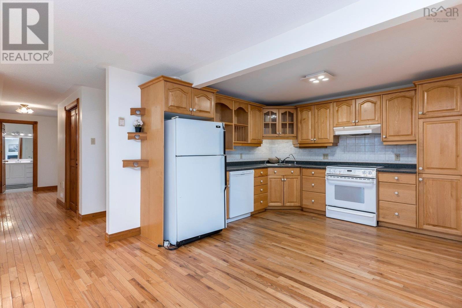 252 Howe Avenue, Fall River, Nova Scotia  B2T 1H7 - Photo 38 - 202505850