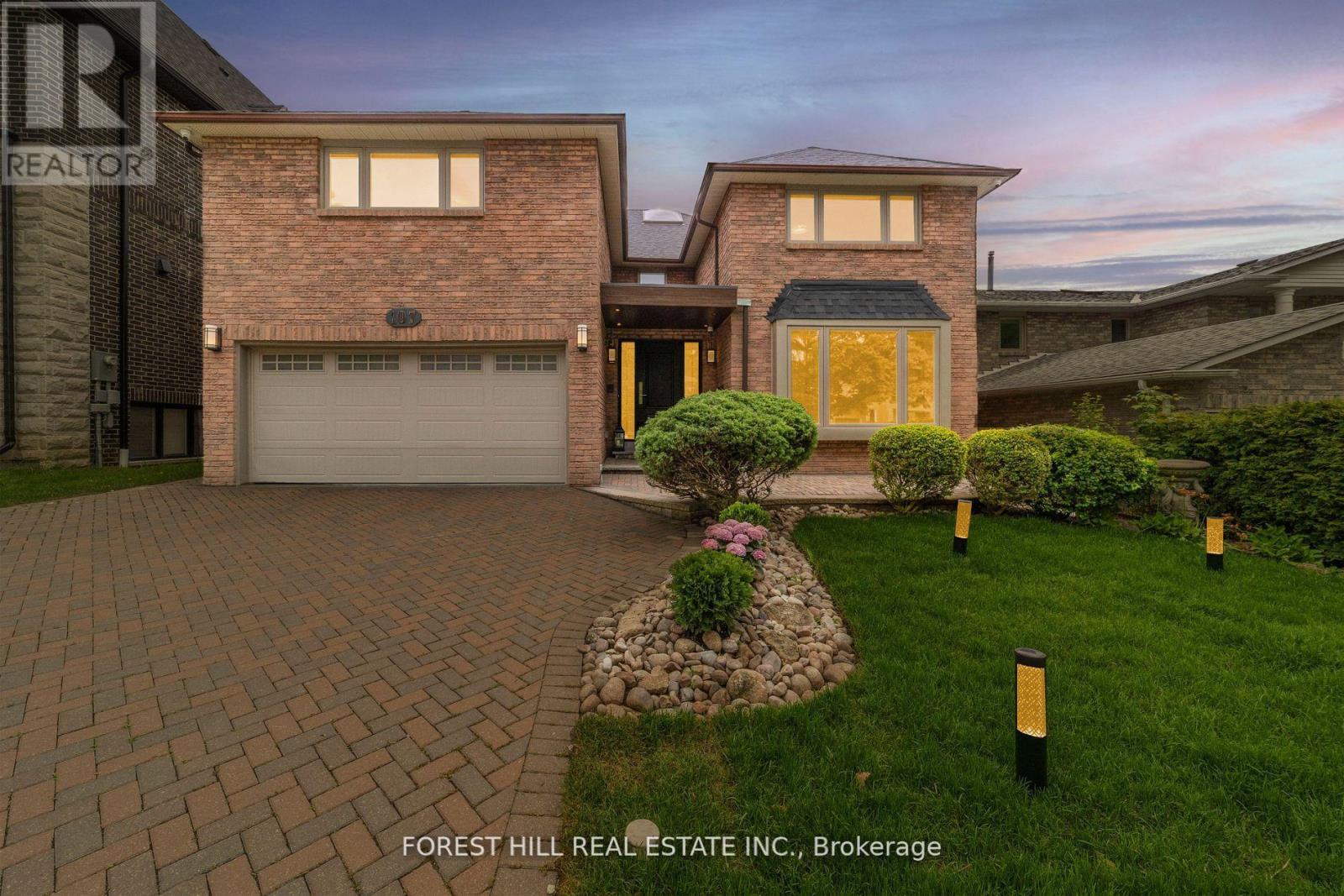 107 OLD SURREY LANE, Richmond Hill, Ontario
