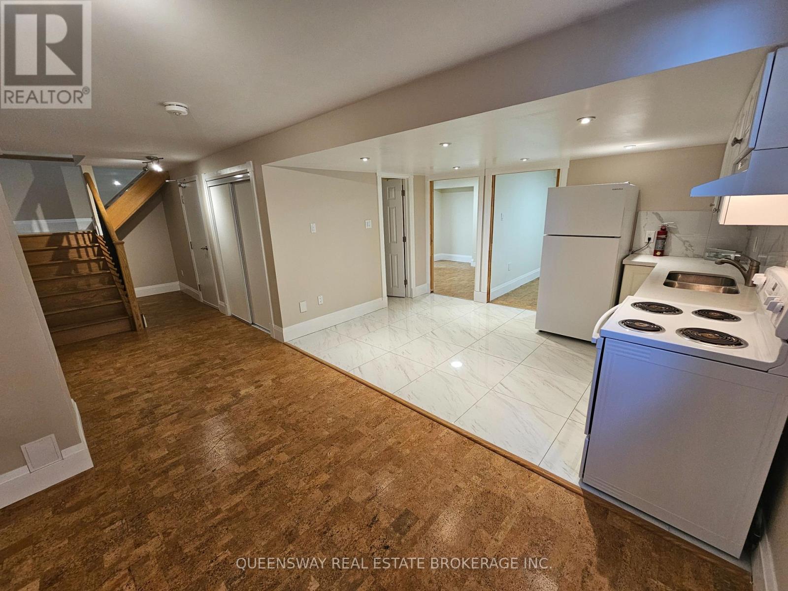 Lower Level - 36 April Gardens, Aurora, Ontario  L4G 4R6 - Photo 5 - N12202587