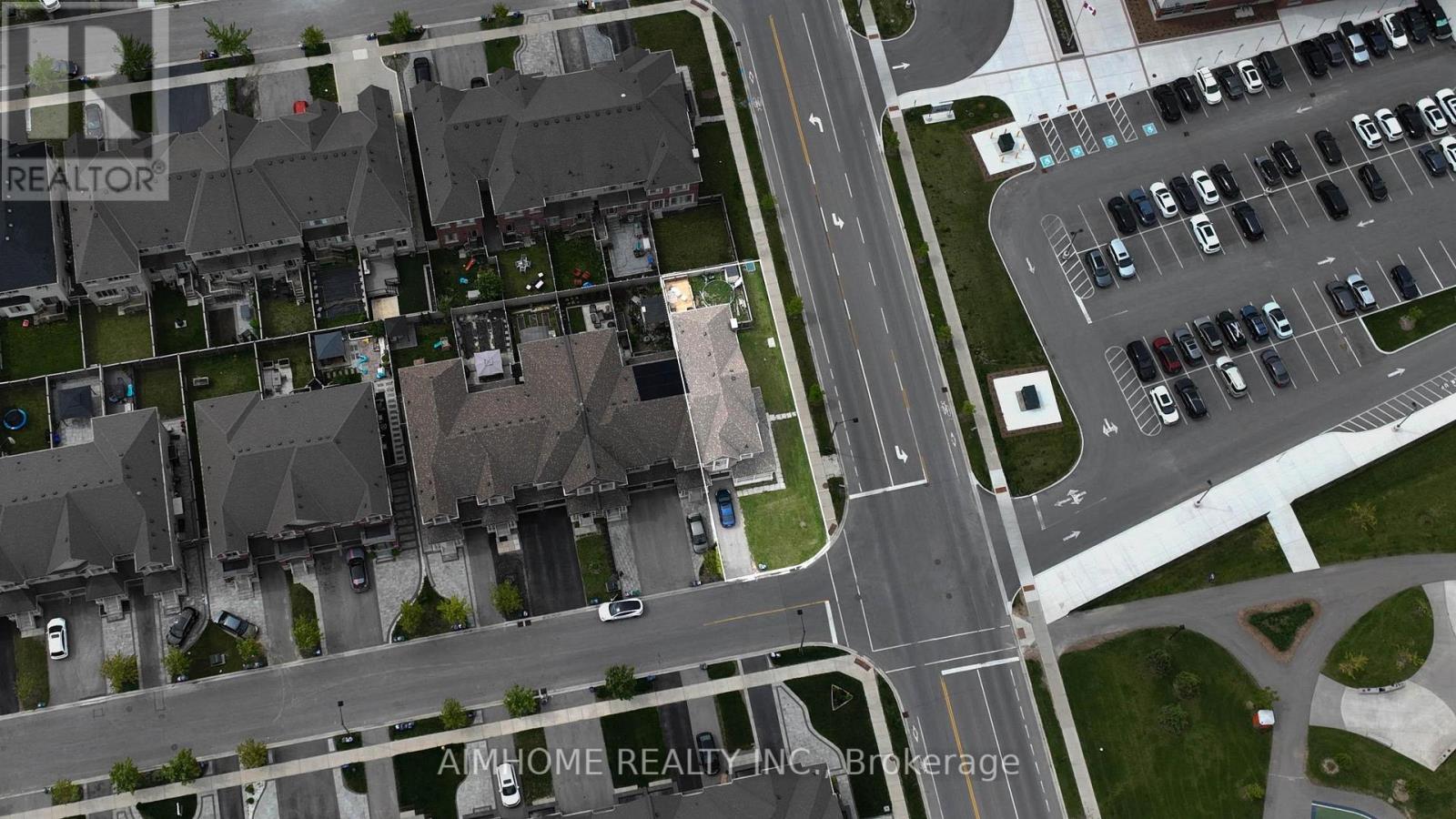 1 Briarfield Avenue, East Gwillimbury, Ontario  L9N 0P5 - Photo 11 - N12202674
