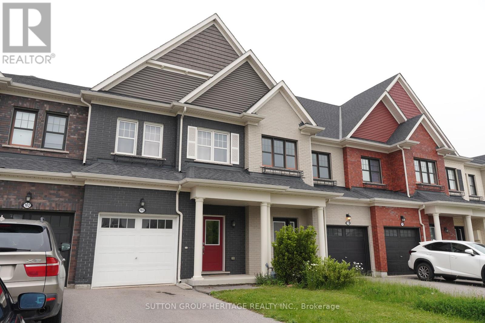 166 Boadway Crescent, Whitchurch-Stouffville, Ontario  L4A 1Y5 - Photo 3 - N12202727