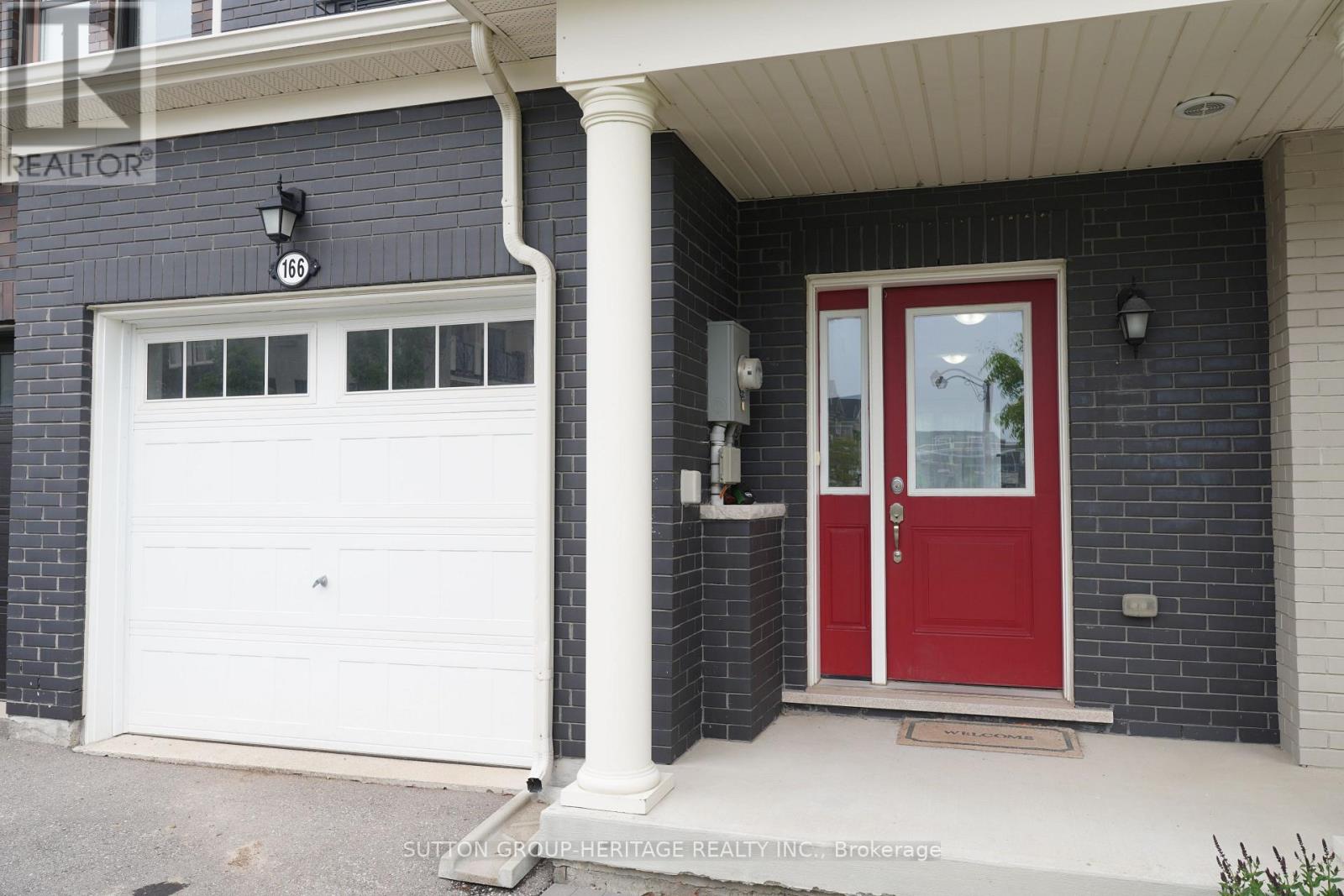 166 Boadway Crescent, Whitchurch-Stouffville, Ontario  L4A 1Y5 - Photo 4 - N12202727