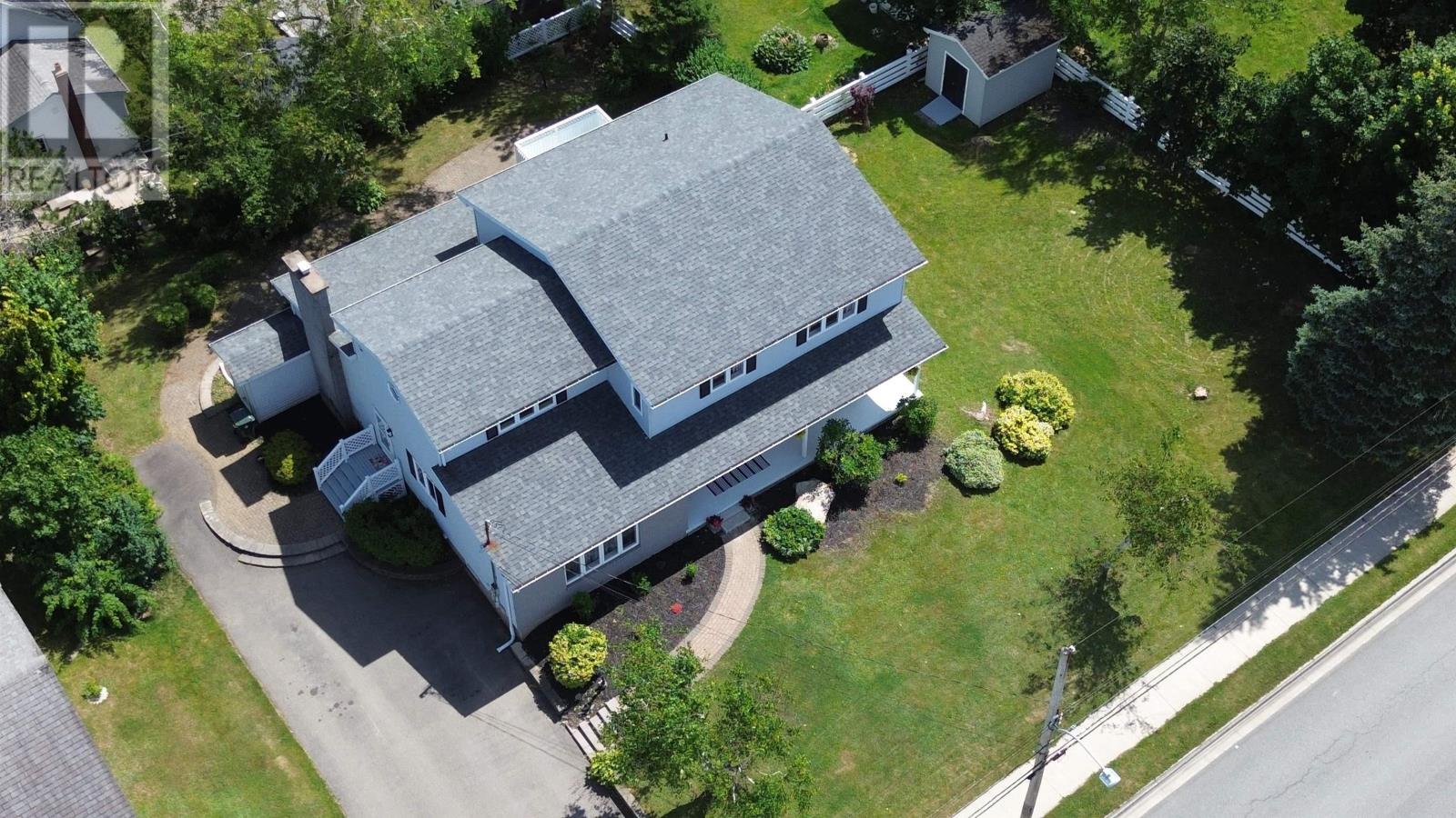 379 York Street, Glace Bay, Nova Scotia  B1A 2M9 - Photo 4 - 202513642