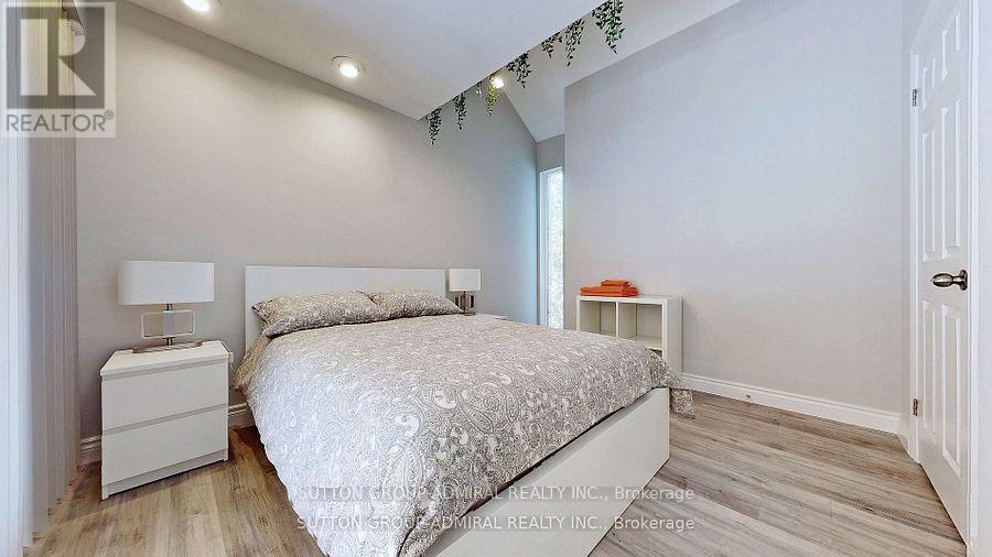743 Broadview Avenue, Orillia, Ontario  L3V 6P1 - Photo 20 - S12202559