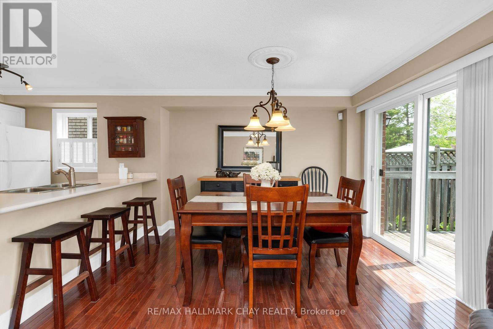 133 Cheltenham Road, Barrie (Georgian Drive), Ontario  L4M 6S6 - Photo 11 - S12202564
