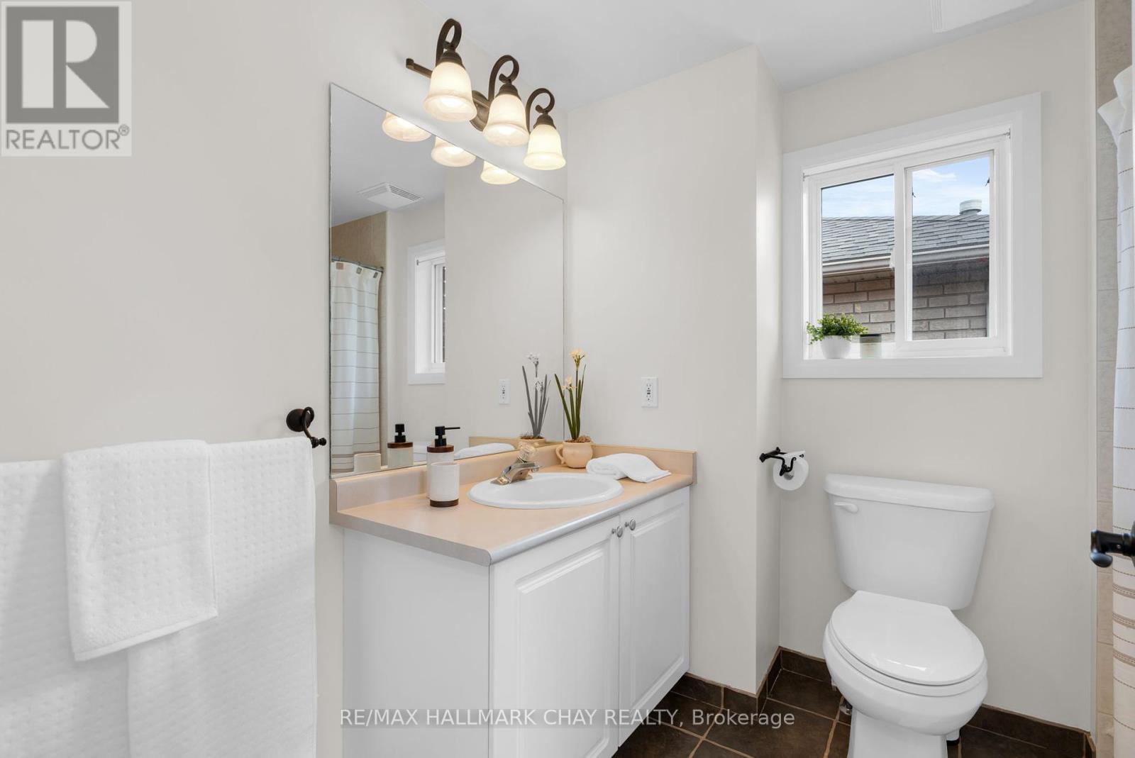 133 Cheltenham Road, Barrie (Georgian Drive), Ontario  L4M 6S6 - Photo 21 - S12202564