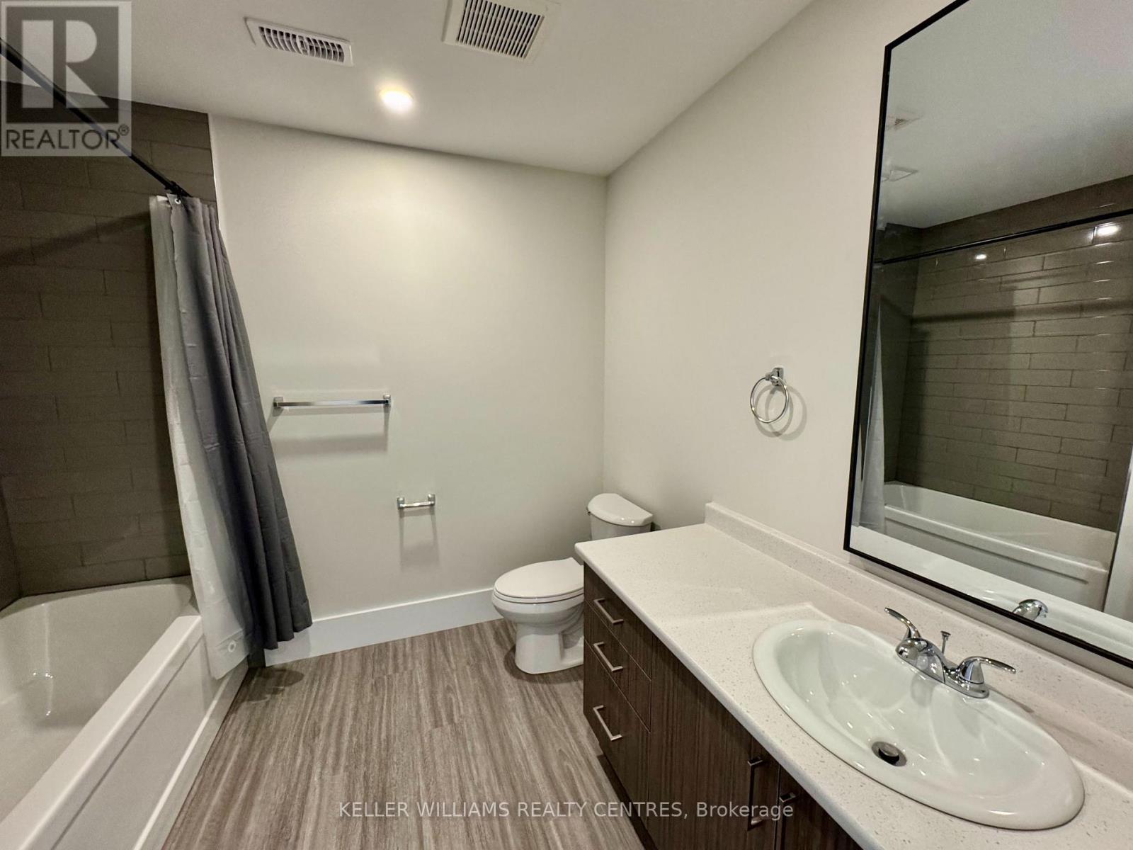 Upper - 63 Holgate Street, Barrie (Allandale), Ontario  L4N 2T8 - Photo 8 - S12202577