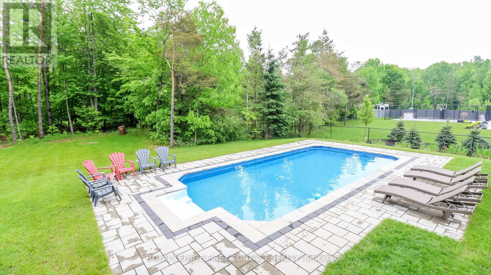 2066 Elana Drive, Severn (Marchmont), Ontario  L3V 0C2 - Photo 35 - S12202707