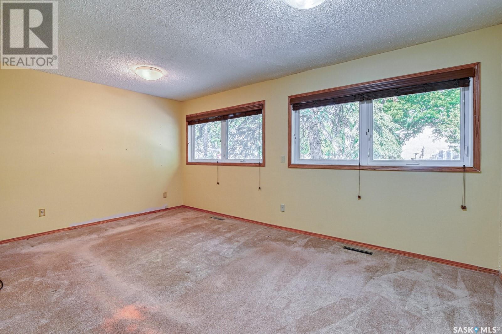 901 Shannon Road, Regina, Saskatchewan  S4S 5K3 - Photo 15 - SK008589