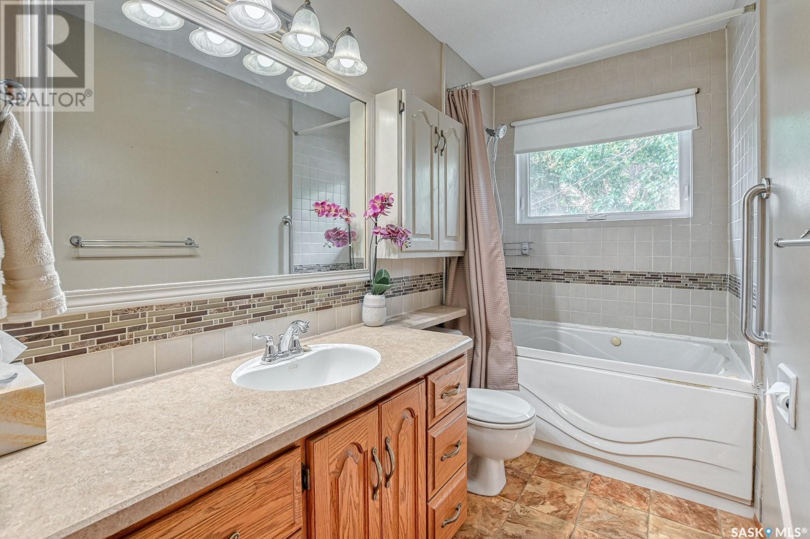 901 Shannon Road, Regina, Saskatchewan  S4S 5K3 - Photo 18 - SK008589
