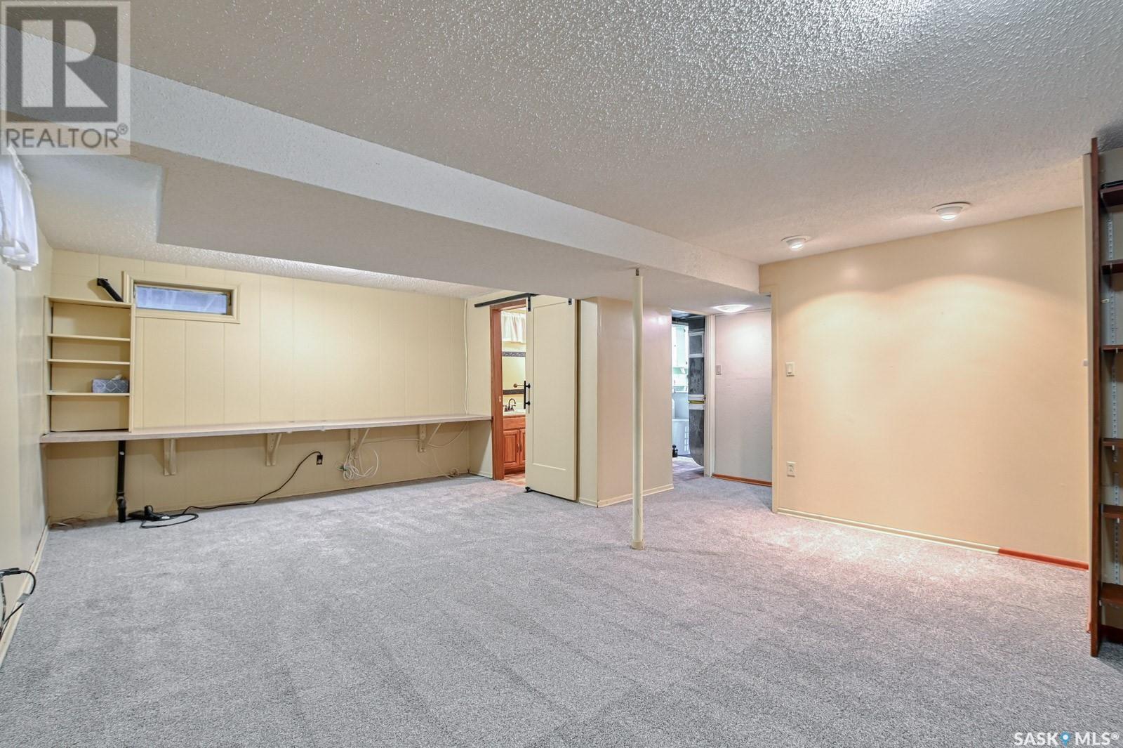 901 Shannon Road, Regina, Saskatchewan  S4S 5K3 - Photo 22 - SK008589