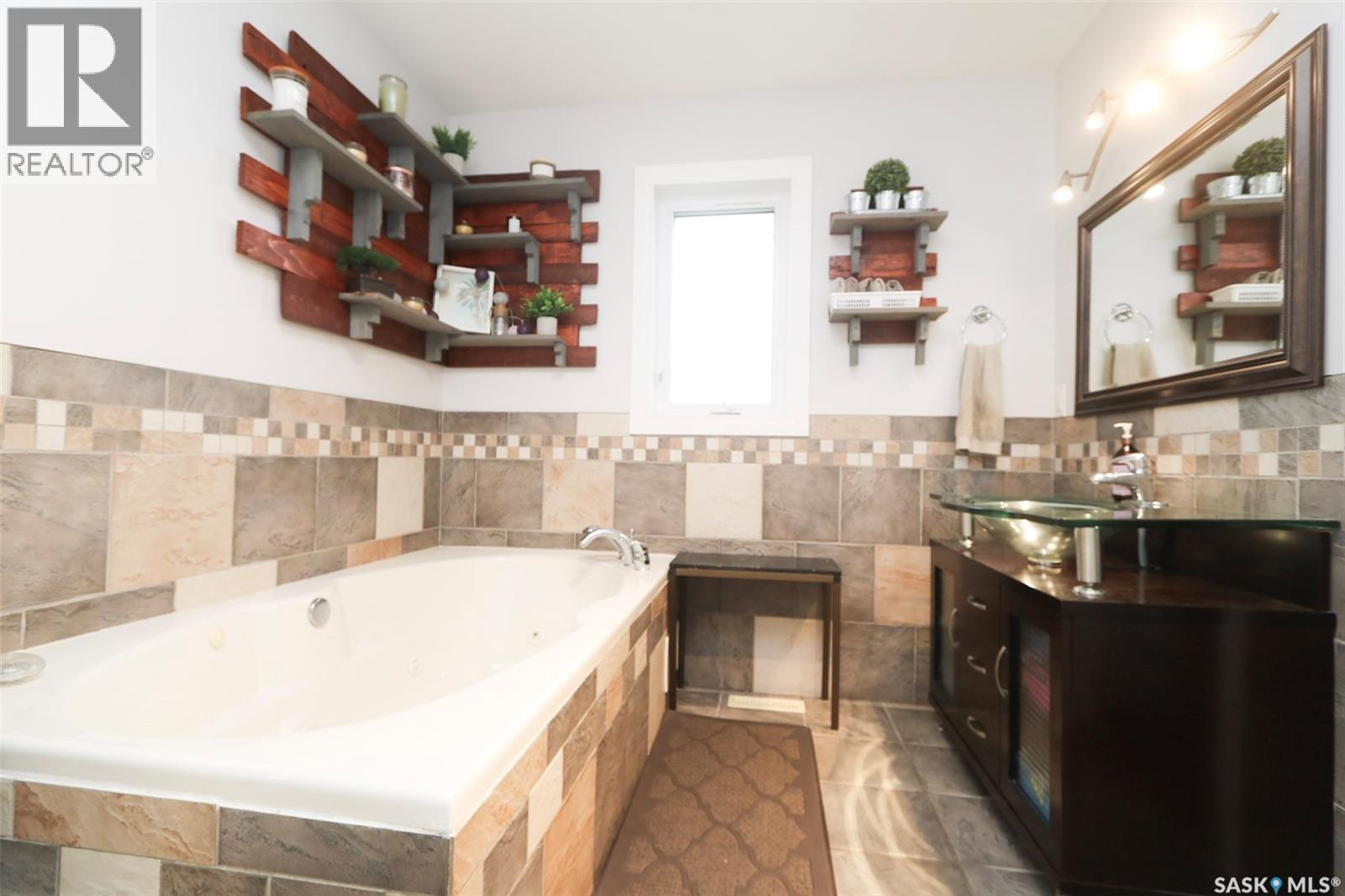 Spruce Lane, Orkney Rm No. 244, Saskatchewan  S3N 1C1 - Photo 25 - SK008574