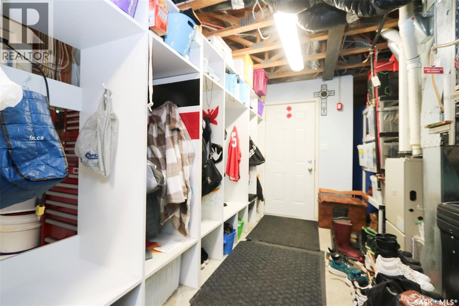 Spruce Lane, Orkney Rm No. 244, Saskatchewan  S3N 1C1 - Photo 36 - SK008574