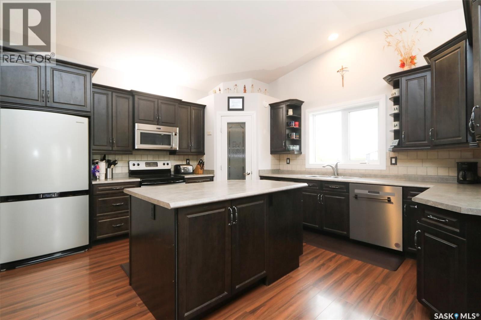 Spruce Lane, Orkney Rm No. 244, Saskatchewan  S3N 1C1 - Photo 7 - SK008574