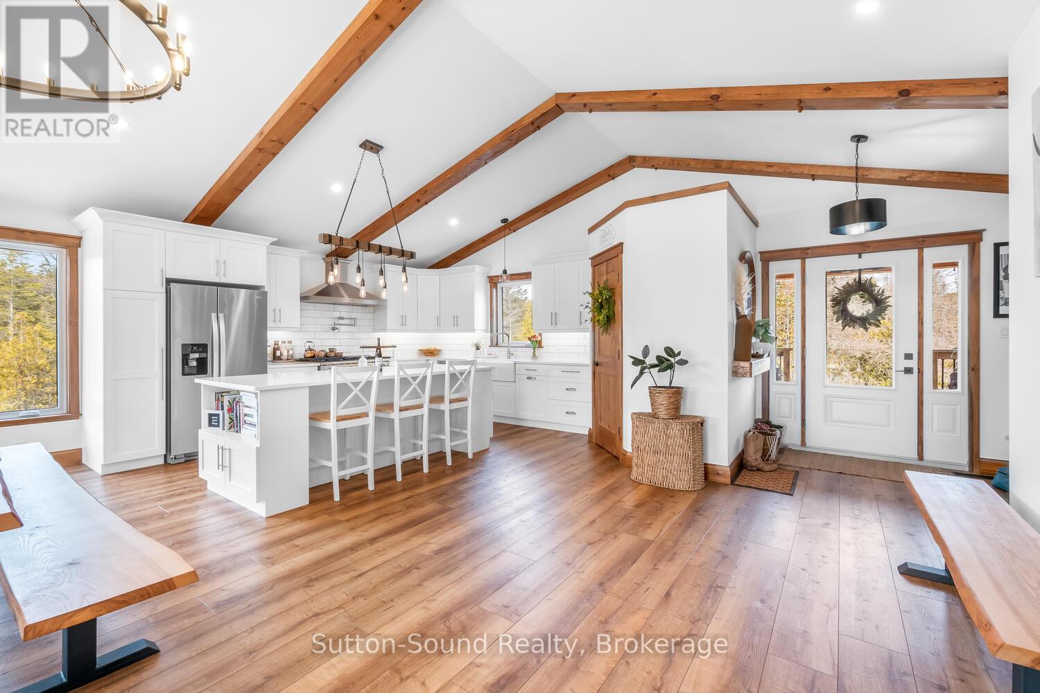 107 Whiskey Harbour Road, Northern Bruce Peninsula, Ontario  N0H 2T0 - Photo 6 - X12078732