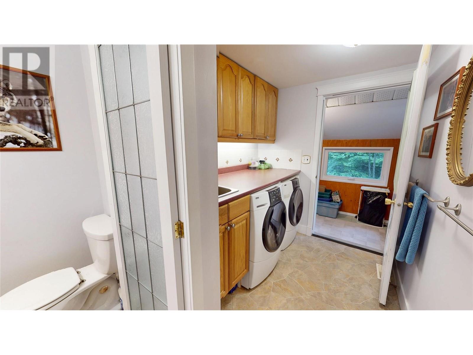 3320 Jackson Road, Canyon, British Columbia  V0B 1C1 - Photo 33 - 10349938