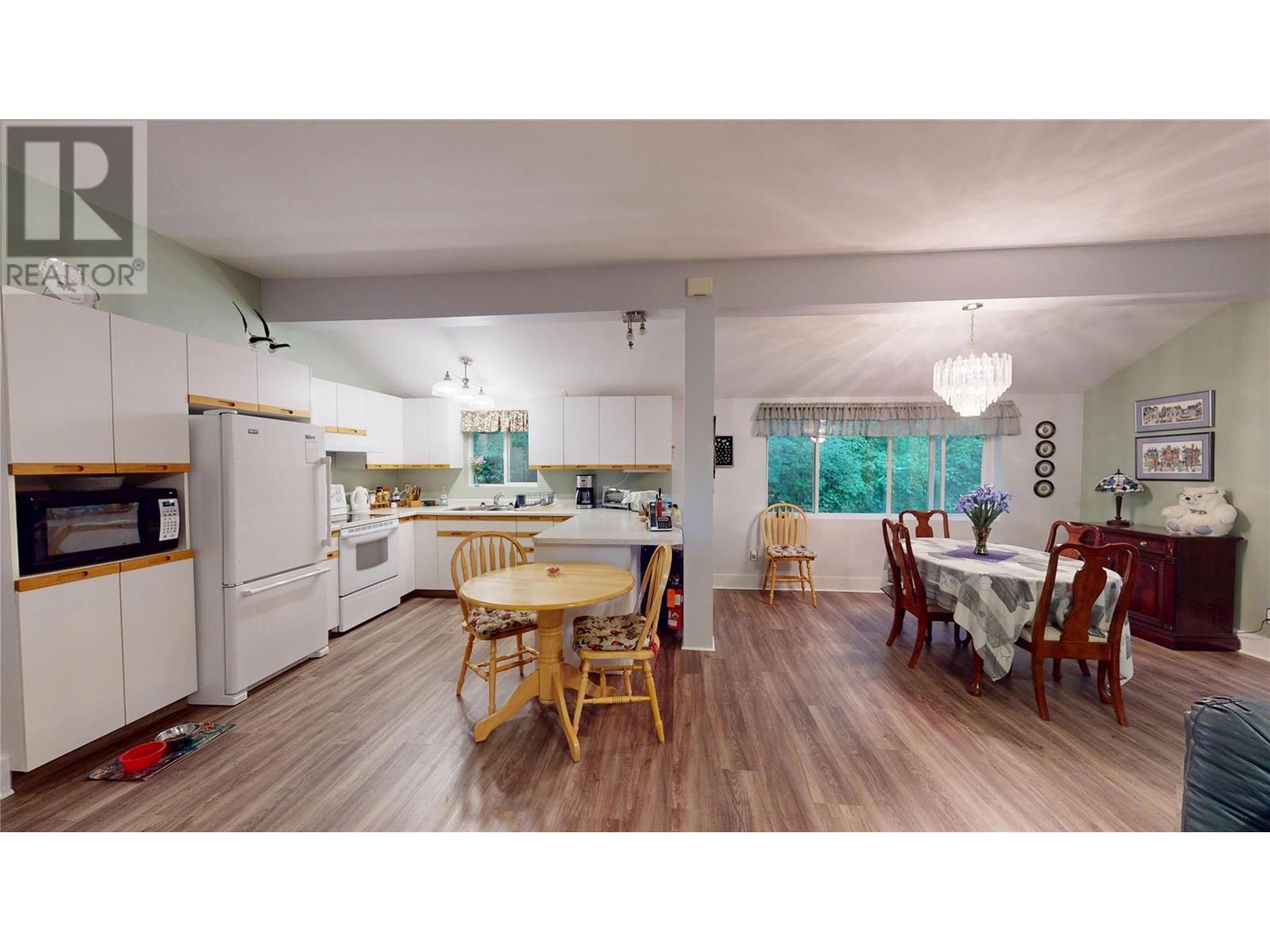 3320 Jackson Road, Canyon, British Columbia  V0B 1C1 - Photo 21 - 10349938