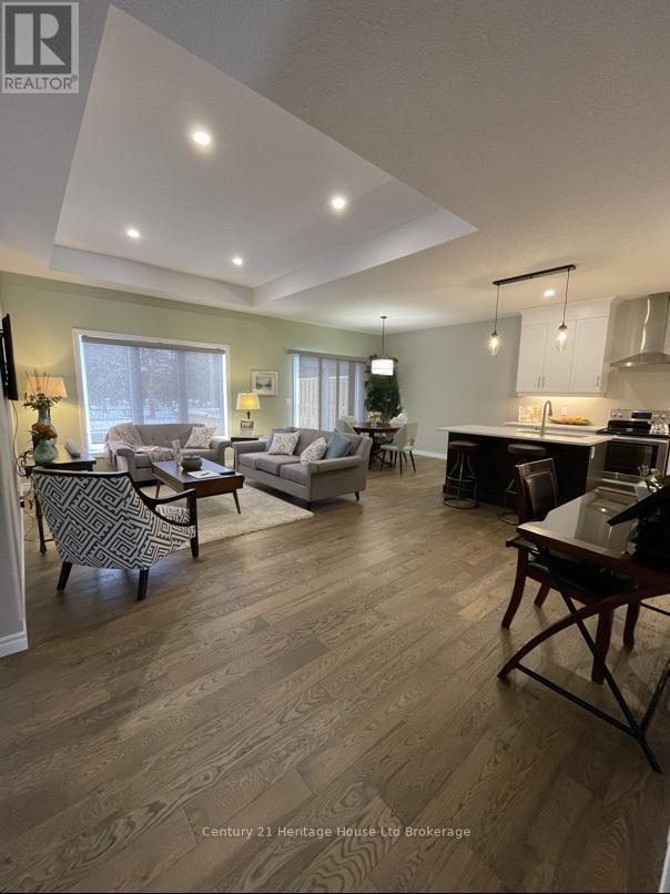 22 Matheson Crescent, East Zorra-Tavistock (Innerkip), Ontario  N0J 1M0 - Photo 4 - X12164664