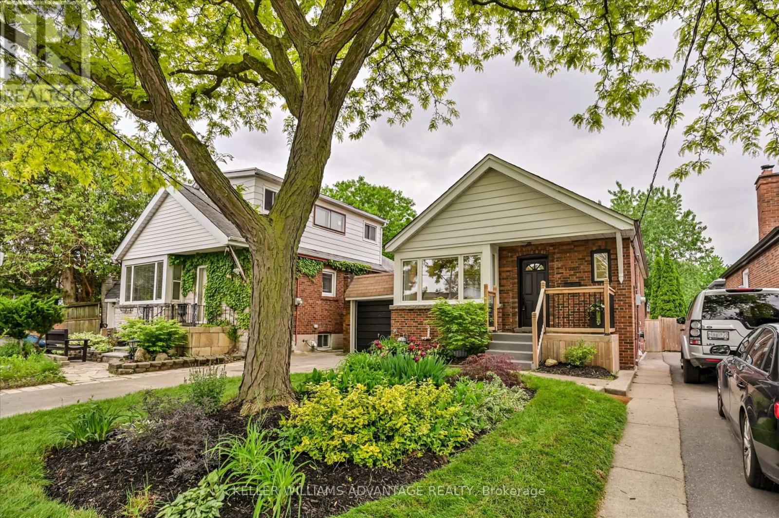 1080 Greenwood Avenue, Toronto, Ontario  M4J 4E4 - Photo 2 - E12198558